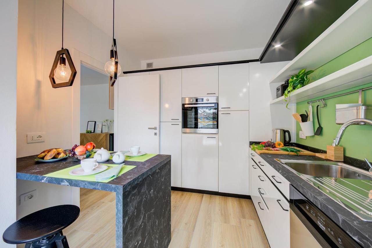 Balcone Sui Tigli Few Min From The Lake - Happy Rentals ريفا ديل غاردا المظهر الخارجي الصورة